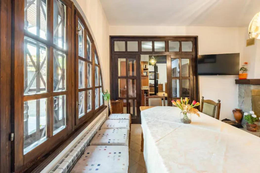 Guest House Geranium Arbanasi Esterno foto