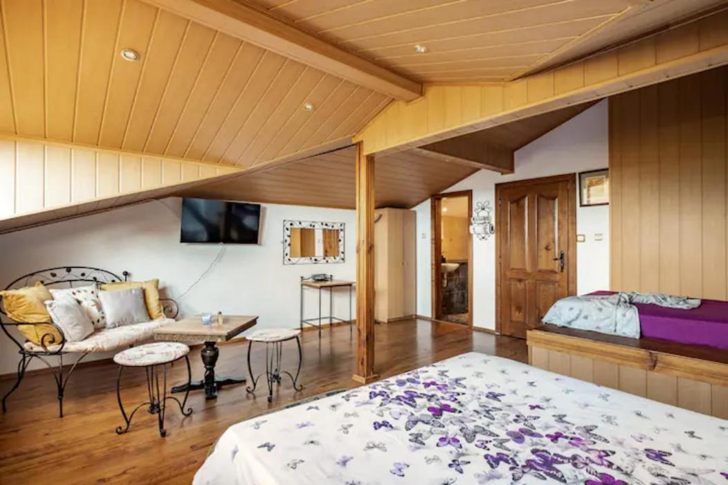 Guest House Geranium Arbanasi Esterno foto