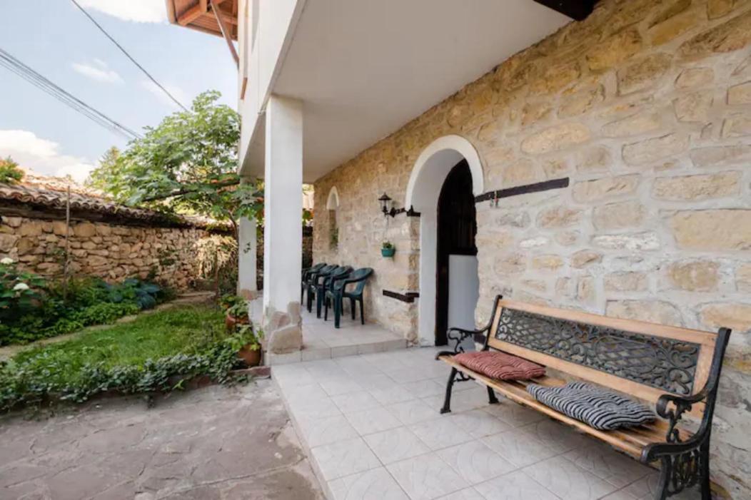 Guest House Geranium Arbanasi Esterno foto